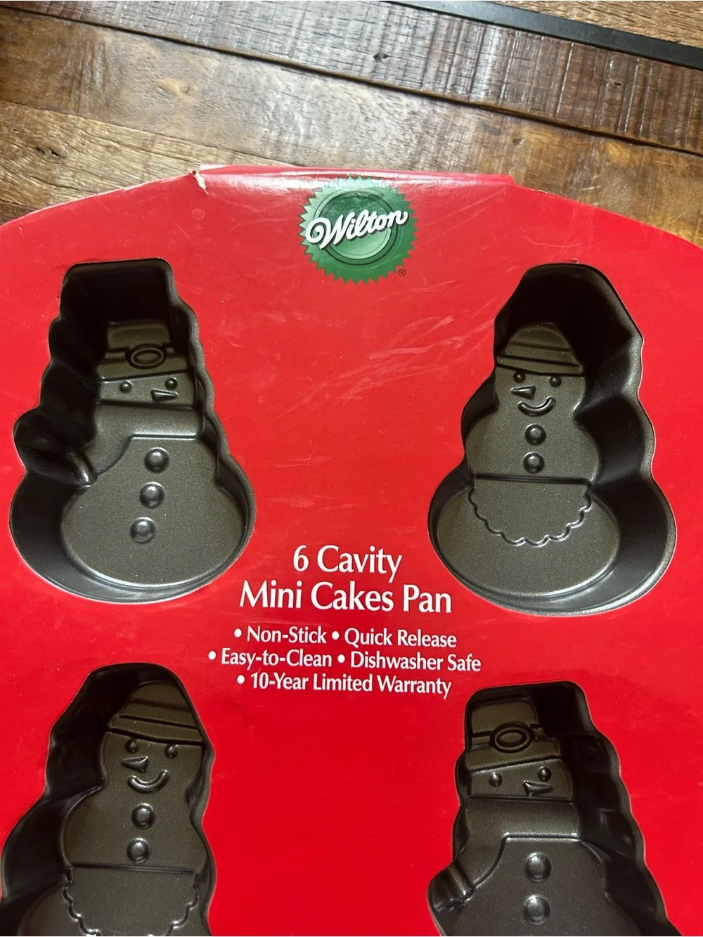 Wilton Mini Snowman 6-Cavity Cake Pan. New.